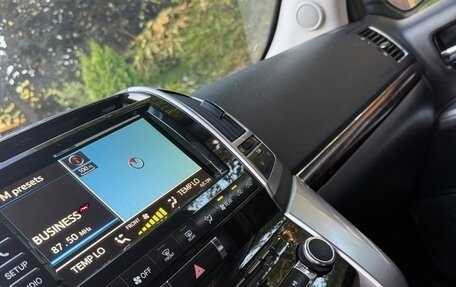 Toyota Land Cruiser 200, 2015 год, 5 050 000 рублей, 16 фотография