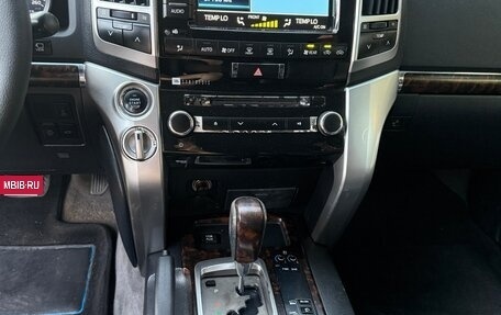Toyota Land Cruiser 200, 2015 год, 5 050 000 рублей, 18 фотография