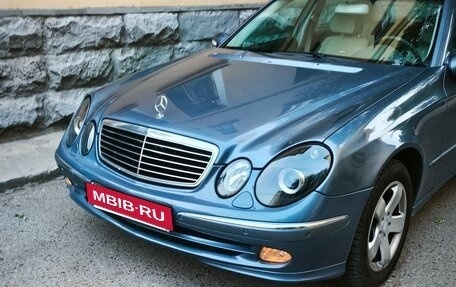 Mercedes-Benz E-Класс, 2005 год, 900 000 рублей, 4 фотография