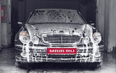 Mercedes-Benz E-Класс, 2005 год, 900 000 рублей, 8 фотография