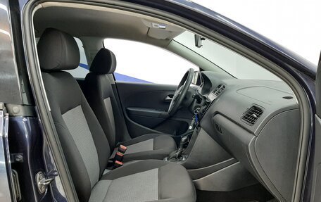 Volkswagen Polo VI (EU Market), 2012 год, 740 000 рублей, 11 фотография