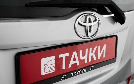 Toyota Ractis II, 2011 год, 1 050 000 рублей, 22 фотография