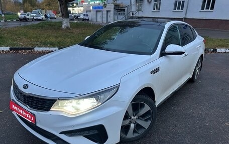 KIA Optima IV, 2018 год, 2 000 000 рублей, 2 фотография