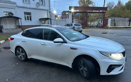 KIA Optima IV, 2018 год, 2 000 000 рублей, 5 фотография