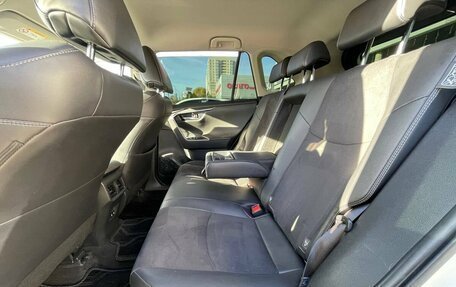 Toyota RAV4, 2020 год, 2 250 000 рублей, 20 фотография