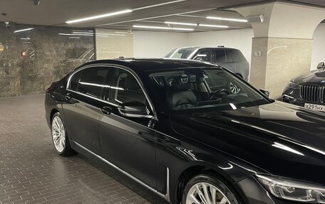 BMW 7 серия, 2019 год, 5 200 000 рублей, 3 фотография