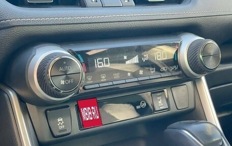 Toyota RAV4, 2020 год, 2 250 000 рублей, 18 фотография