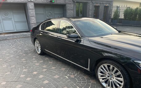 BMW 7 серия, 2019 год, 5 200 000 рублей, 11 фотография