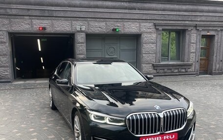 BMW 7 серия, 2019 год, 5 200 000 рублей, 22 фотография