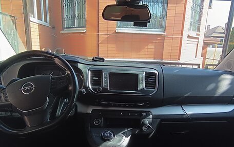 Opel Zafira Life I, 2021 год, 4 700 000 рублей, 13 фотография