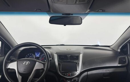 Hyundai Solaris II рестайлинг, 2011 год, 547 000 рублей, 12 фотография