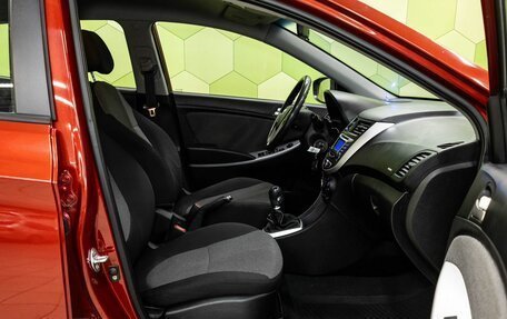 Hyundai Solaris II рестайлинг, 2013 год, 800 000 рублей, 12 фотография