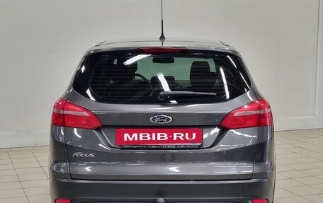 Ford Focus III, 2015 год, 915 000 рублей, 3 фотография