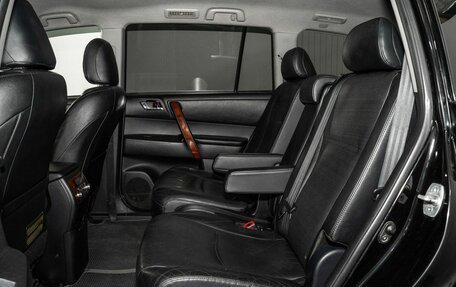 Toyota Highlander III, 2011 год, 1 800 000 рублей, 7 фотография