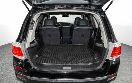 Toyota Highlander III, 2011 год, 1 800 000 рублей, 20 фотография