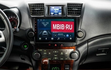 Toyota Highlander III, 2011 год, 1 800 000 рублей, 12 фотография