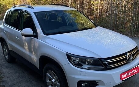 Volkswagen Tiguan I, 2012 год, 1 250 000 рублей, 2 фотография