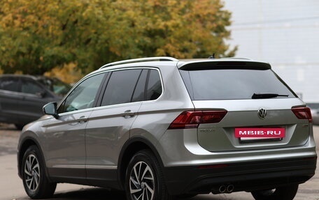 Volkswagen Tiguan II, 2018 год, 2 590 000 рублей, 8 фотография