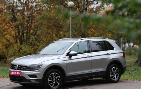 Volkswagen Tiguan II, 2018 год, 2 590 000 рублей, 10 фотография