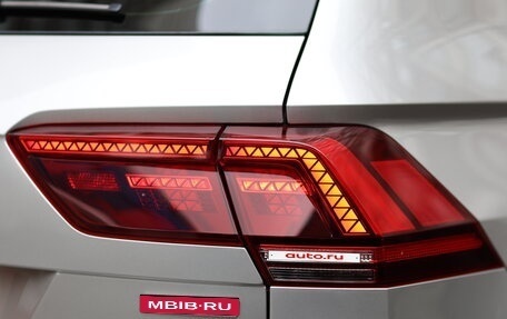 Volkswagen Tiguan II, 2018 год, 2 590 000 рублей, 26 фотография