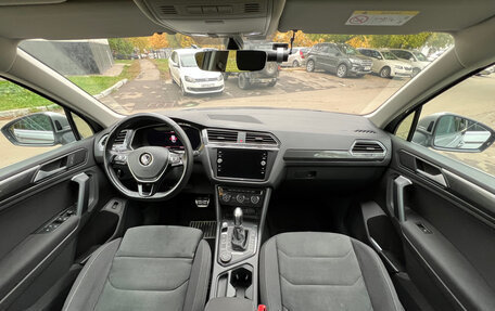 Volkswagen Tiguan II, 2018 год, 2 590 000 рублей, 40 фотография