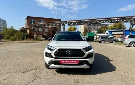 Toyota RAV4, 2024 год, 3 800 000 рублей, 2 фотография