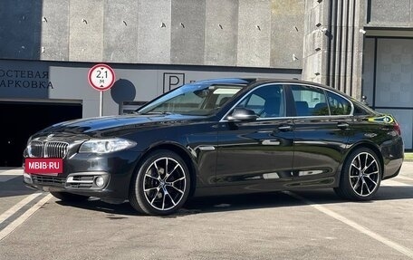 BMW 5 серия, 2013 год, 1 870 000 рублей, 3 фотография