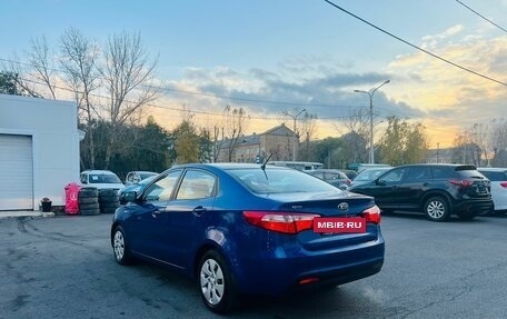 KIA Rio III рестайлинг, 2013 год, 999 999 рублей, 8 фотография