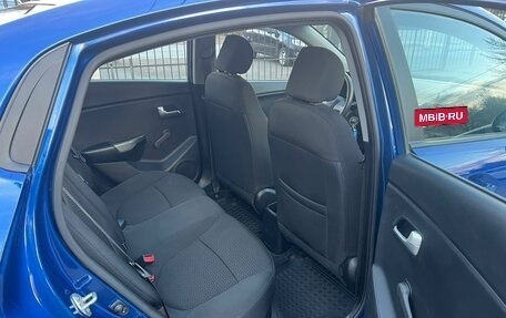 KIA Rio III рестайлинг, 2013 год, 999 999 рублей, 13 фотография