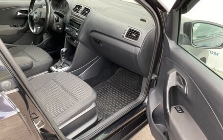Volkswagen Polo VI (EU Market), 2012 год, 740 000 рублей, 11 фотография