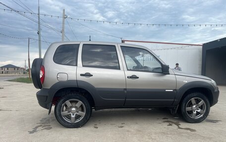Chevrolet Niva I рестайлинг, 2012 год, 600 000 рублей, 1 фотография
