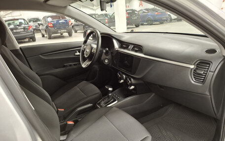 KIA Rio IV, 2021 год, 1 799 000 рублей, 11 фотография