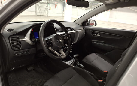 KIA Rio IV, 2021 год, 1 799 000 рублей, 16 фотография