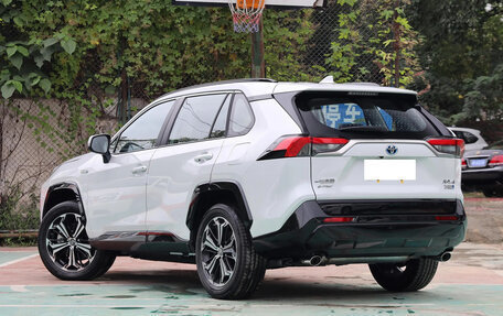 Toyota RAV4, 2022 год, 2 780 000 рублей, 5 фотография