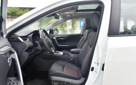 Toyota RAV4, 2022 год, 2 780 000 рублей, 22 фотография