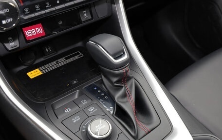 Toyota RAV4, 2022 год, 2 780 000 рублей, 16 фотография