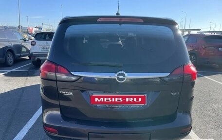 Opel Zafira C рестайлинг, 2013 год, 1 150 000 рублей, 2 фотография
