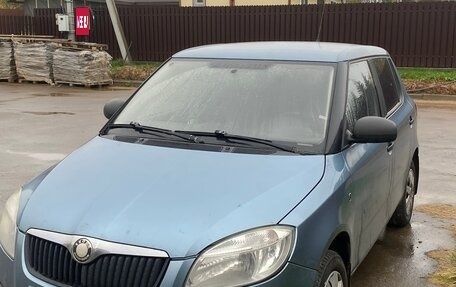 Skoda Fabia II, 2009 год, 450 000 рублей, 2 фотография