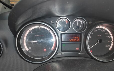 Peugeot 408 I рестайлинг, 2012 год, 480 000 рублей, 13 фотография