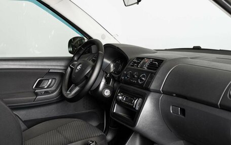 Skoda Fabia II, 2013 год, 752 100 рублей, 4 фотография