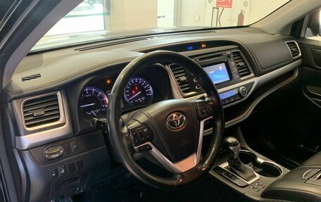 Toyota Highlander III, 2014 год, 2 850 000 рублей, 9 фотография
