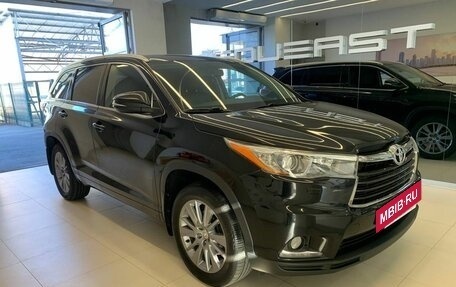 Toyota Highlander III, 2014 год, 2 850 000 рублей, 3 фотография