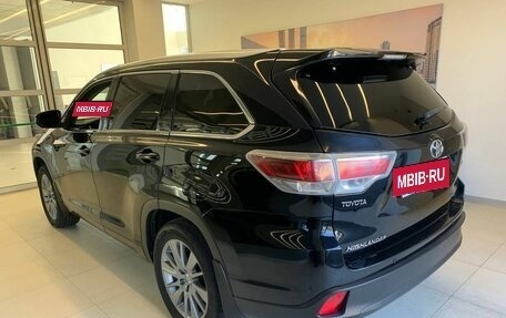 Toyota Highlander III, 2014 год, 2 850 000 рублей, 6 фотография