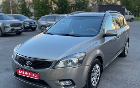 KIA cee'd I рестайлинг, 2011 год, 589 990 рублей, 1 фотография