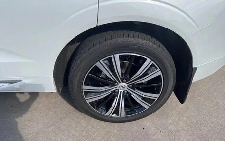 Volvo XC60 II, 2022 год, 4 096 000 рублей, 8 фотография