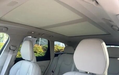 Volvo XC60 II, 2022 год, 4 096 000 рублей, 13 фотография