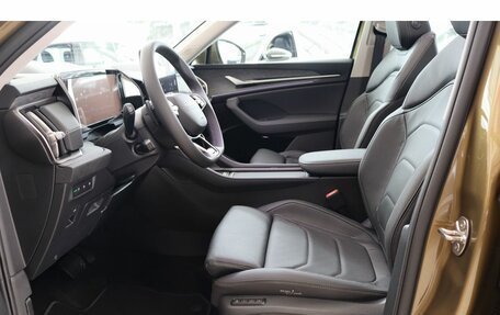 Skoda Kodiaq, 2025 год, 5 700 000 рублей, 10 фотография