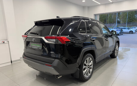 Toyota RAV4, 2019 год, 2 700 000 рублей, 4 фотография