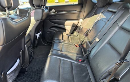 Jeep Grand Cherokee, 2012 год, 1 800 000 рублей, 12 фотография