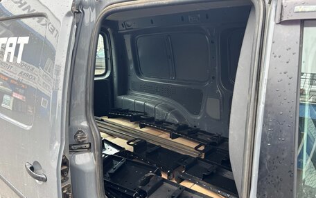 Volkswagen Caddy III рестайлинг, 2011 год, 720 000 рублей, 14 фотография